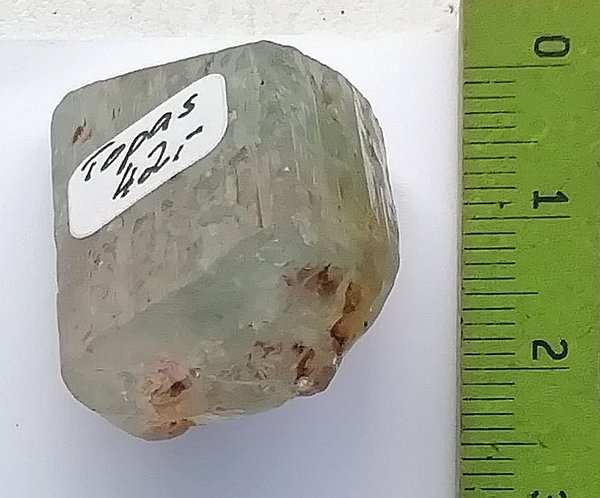 Topas Kristall Stufe, Flächen gut ausgebildet, ein wenig durchscheinend, ca. 33 mm L