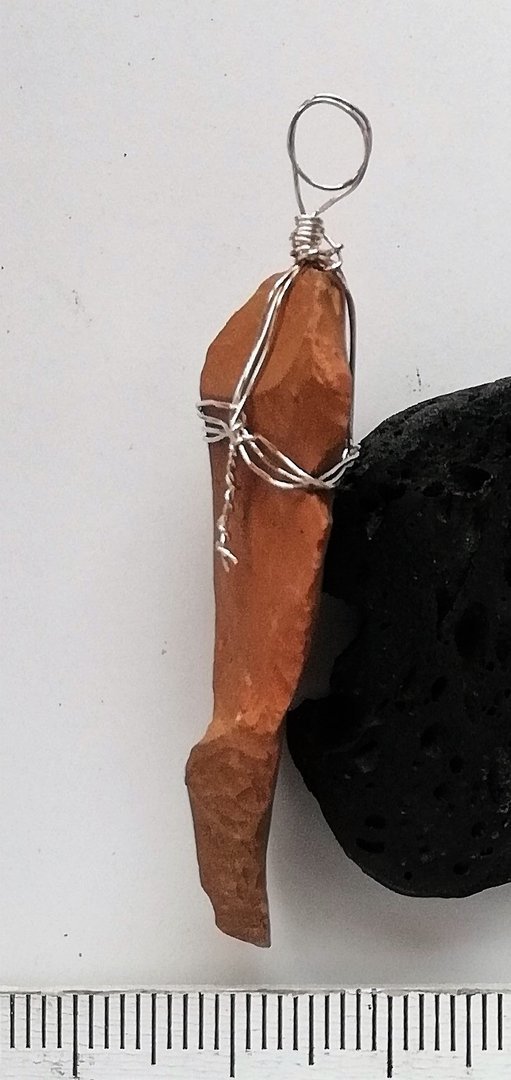 Pfeilspitze, Speerspitze mit Silber Öse, ~ 53 mm, steinzeitliches Jagdwerkzeug, Marokko, Neolithikum